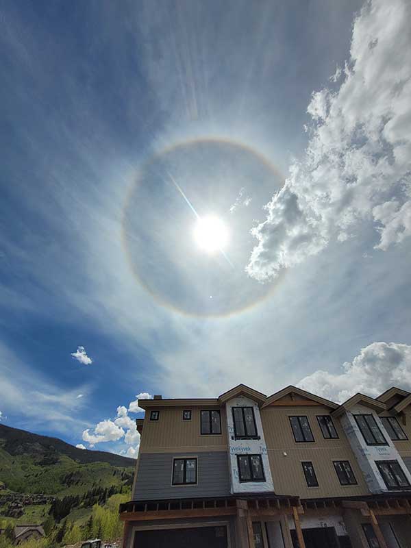 The beautiful Colorado sun makes an appearance